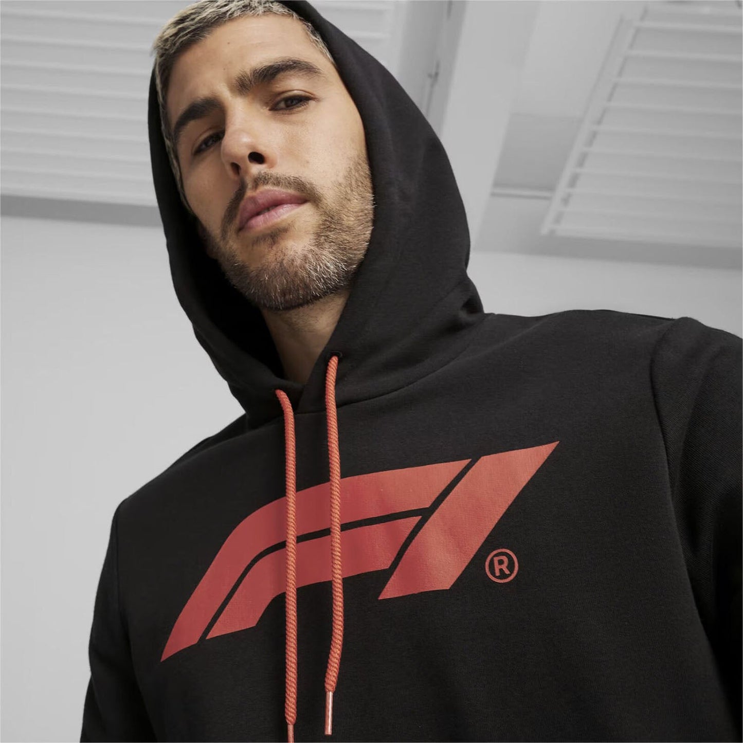 Essential Logo Hoody