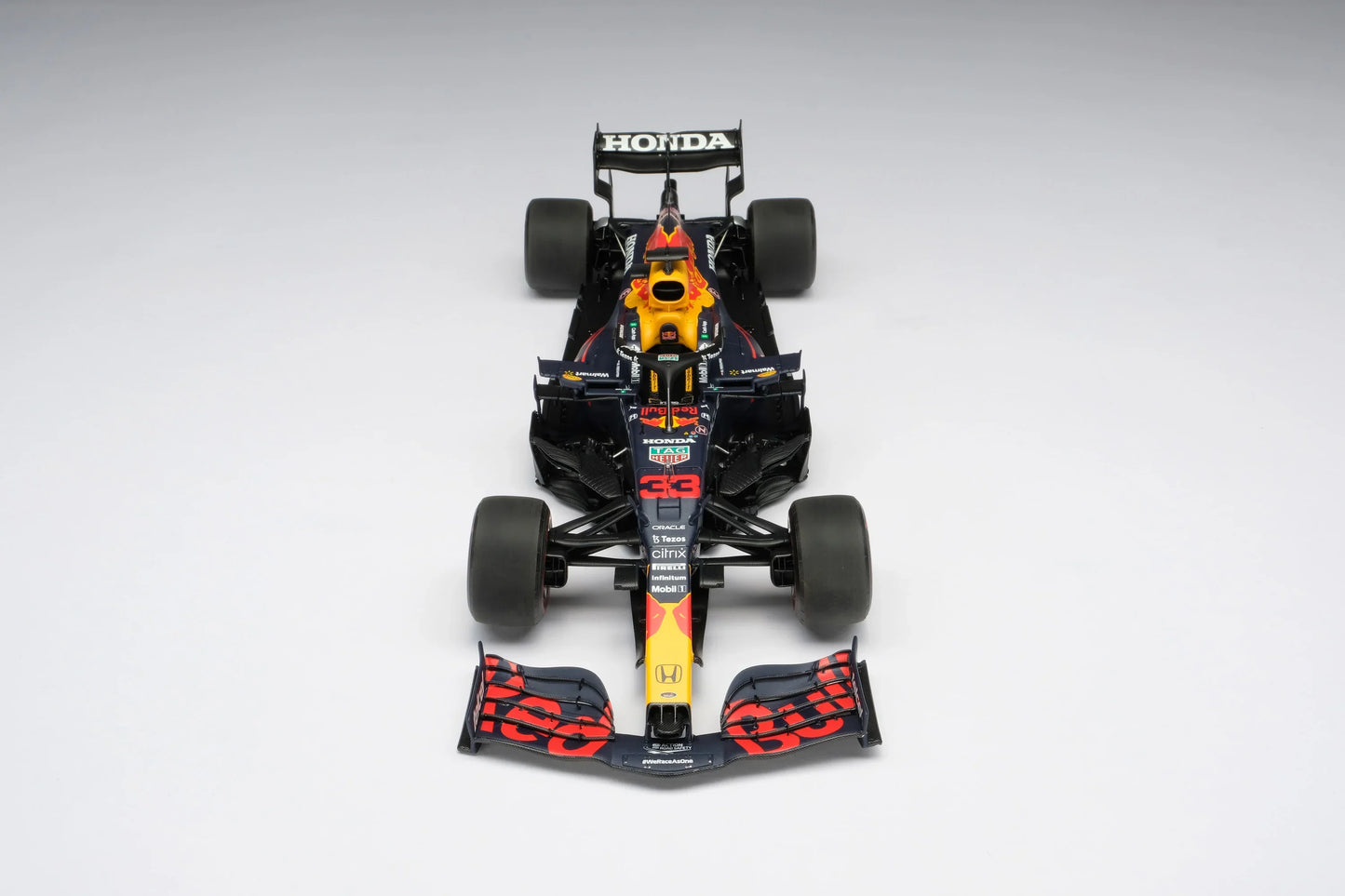 #1 Verstappen RB16B 2021 Abu Dhabi GP Winner 1:18 Amalgam Car Model