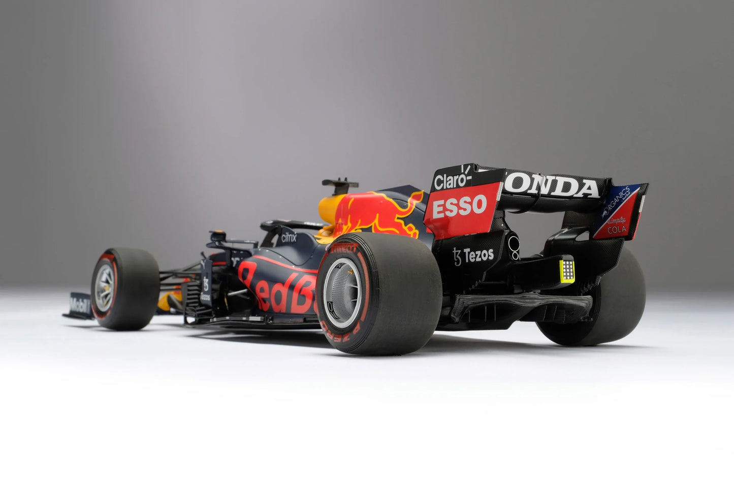 #1 Verstappen RB16B 2021 Abu Dhabi GP Winner 1:18 Amalgam Car Model